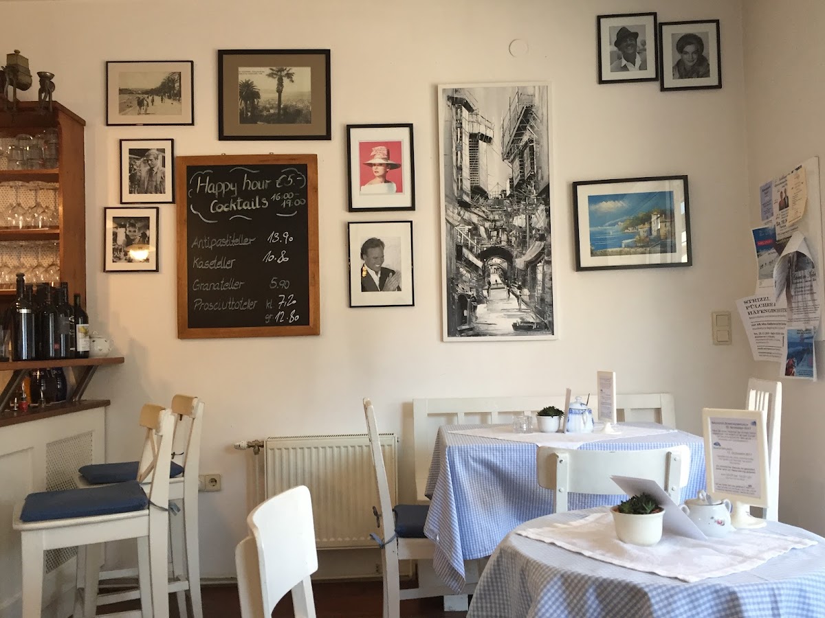 Das Himmelblau Photos 2